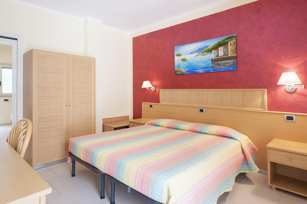 Hotel La Tramontana Сан-Домино Экстерьер фото