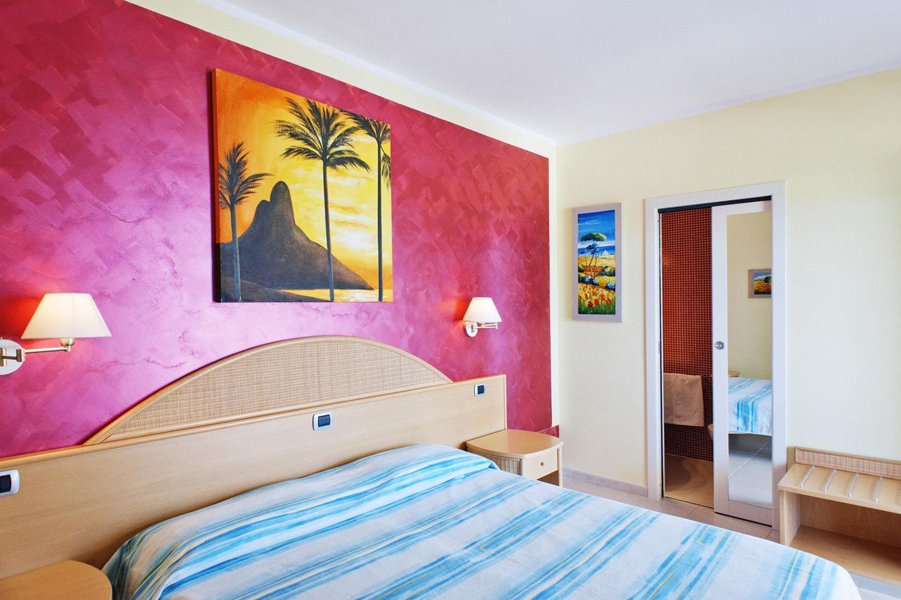 Hotel La Tramontana Сан-Домино Экстерьер фото